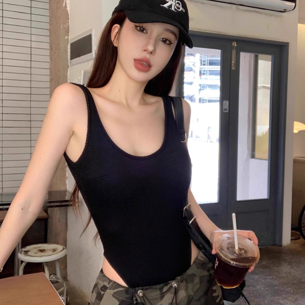 Tank Top Ribbed - Bodysuit bertali hitam Bodysuit seksi punggung