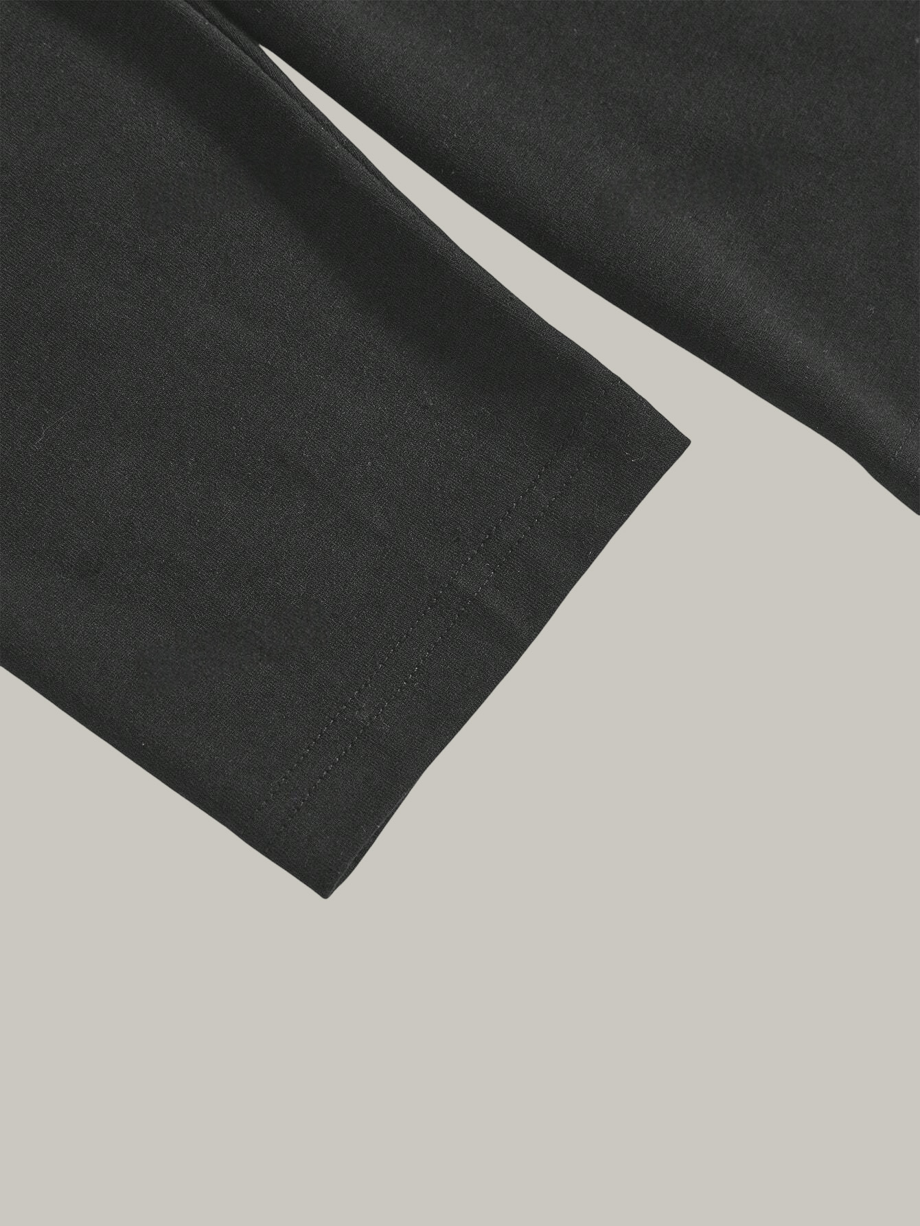 Atasan lengan panjang longgar  - Base Layer Top ulasan dan harga